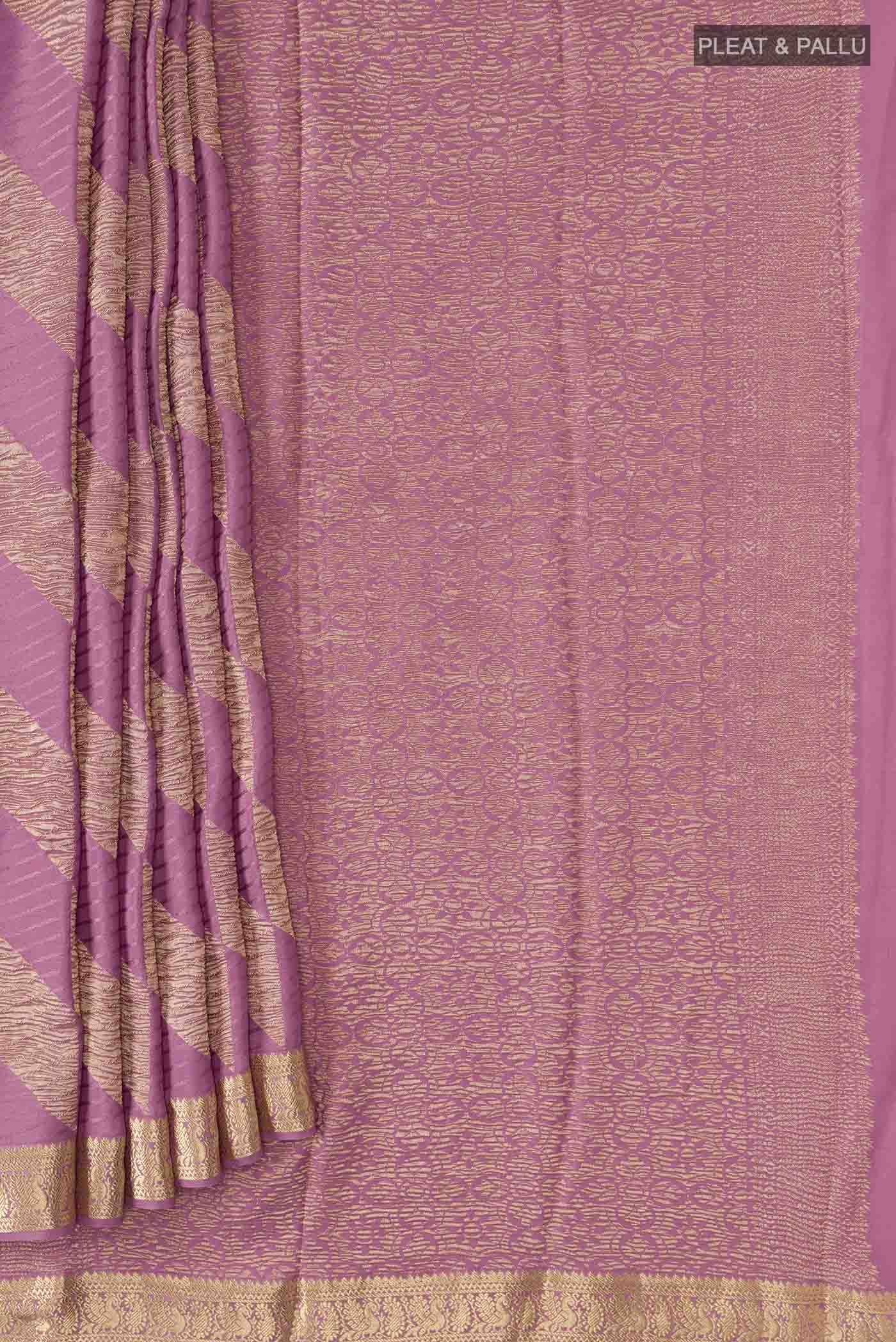 pleats pallu