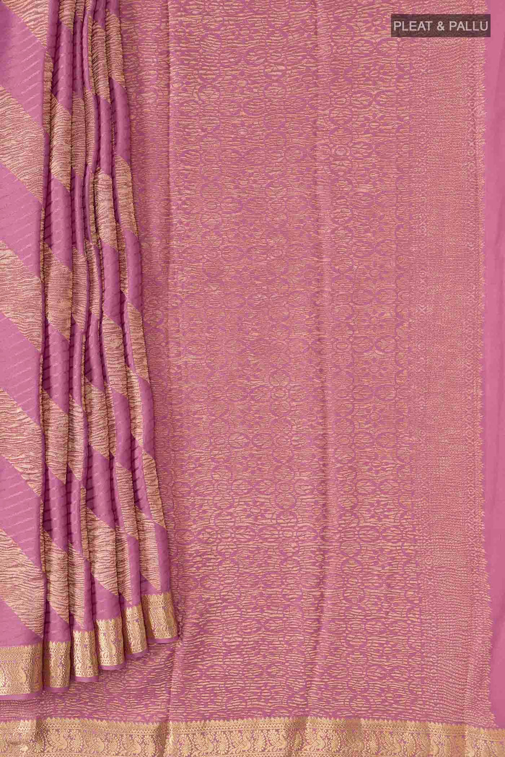 pleats pallu
