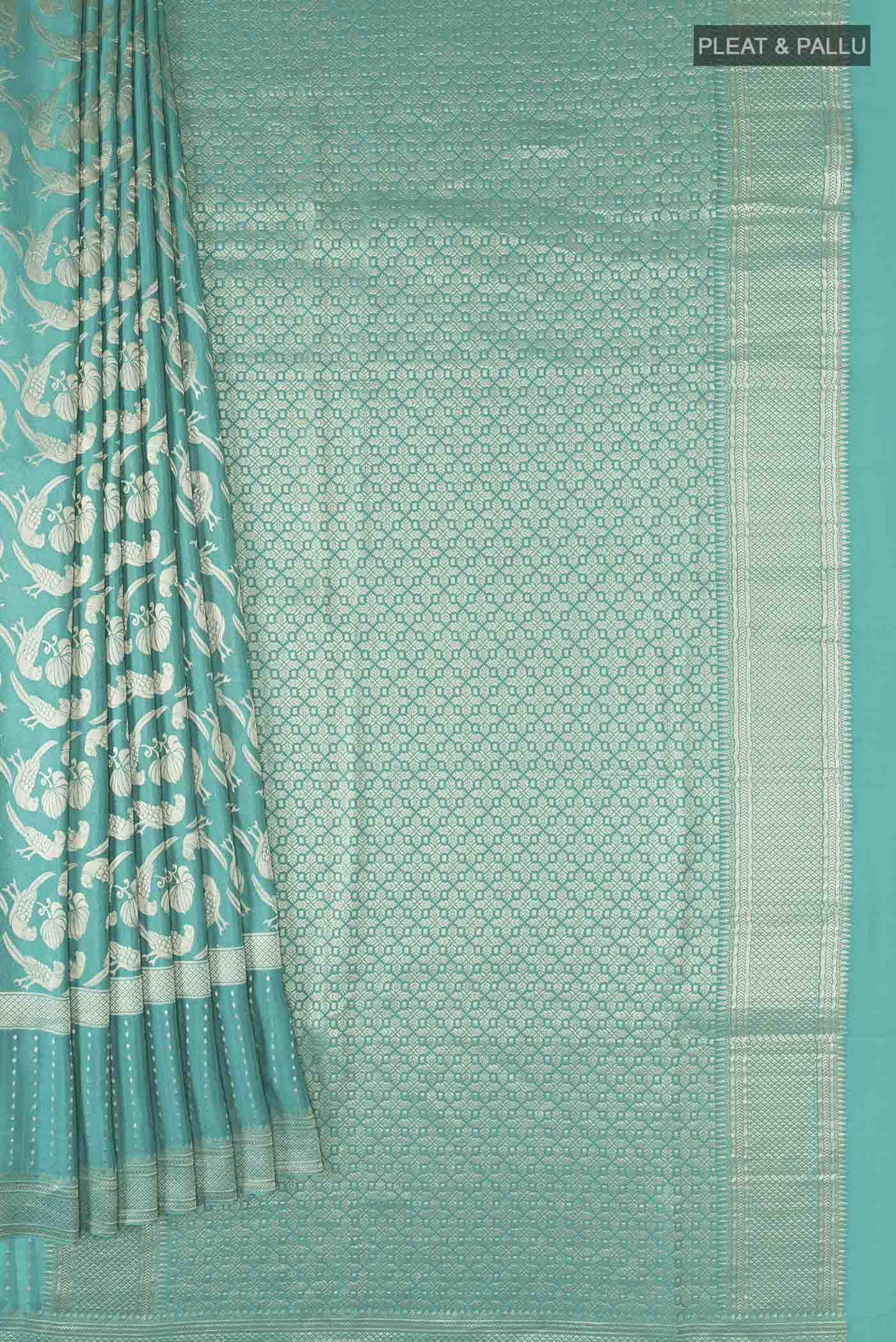 pleats pallu