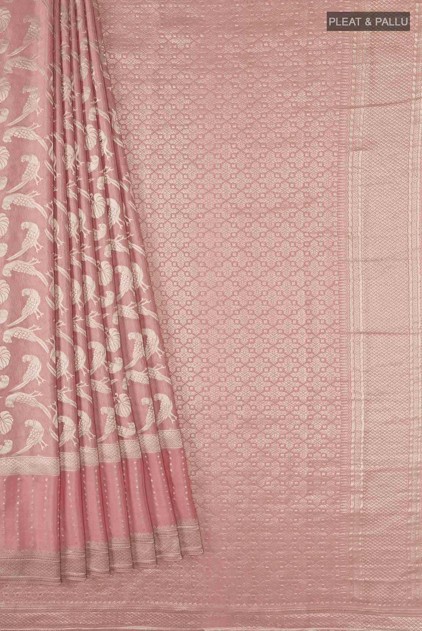 pleats pallu