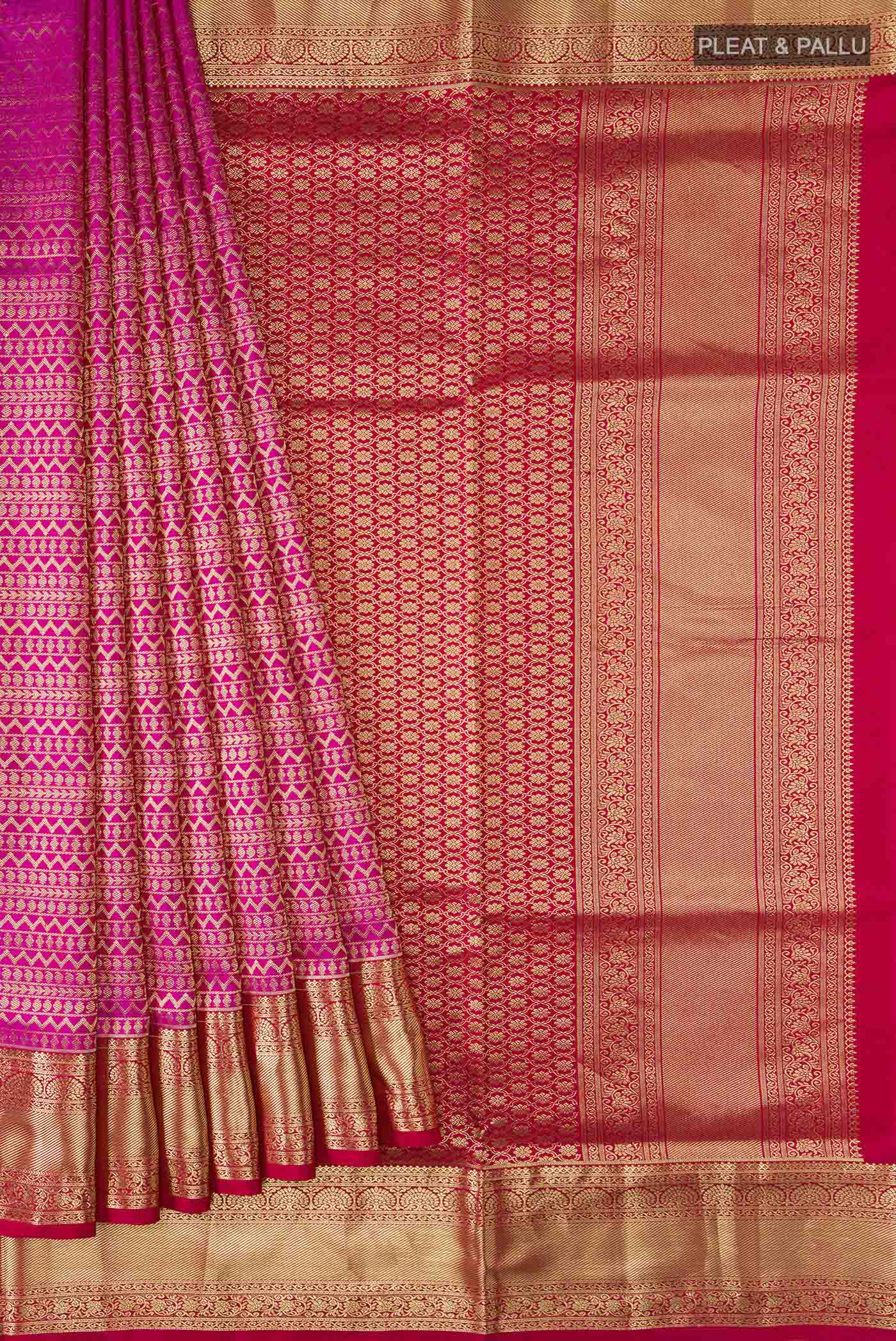 pleats pallu
