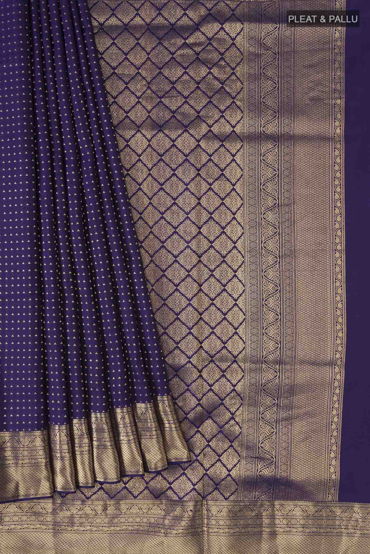 pleats pallu