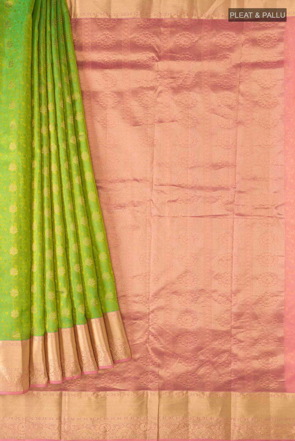 pleats pallu
