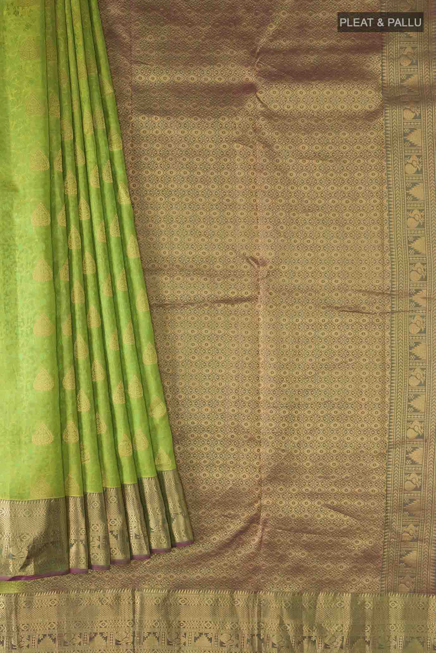 pleats pallu