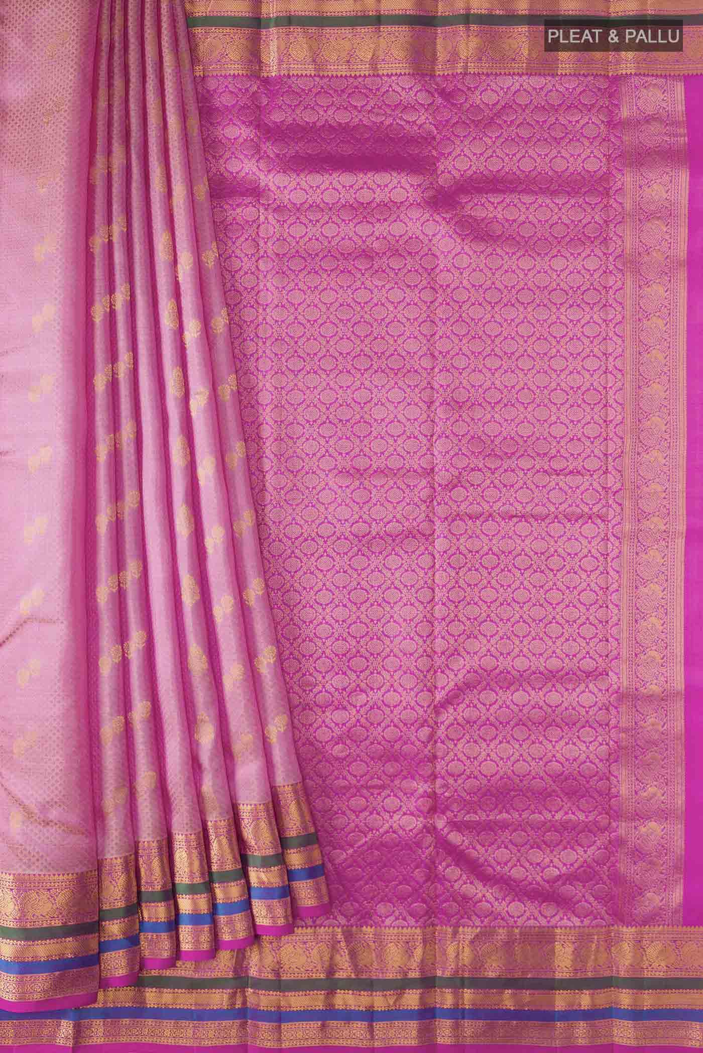pleats pallu