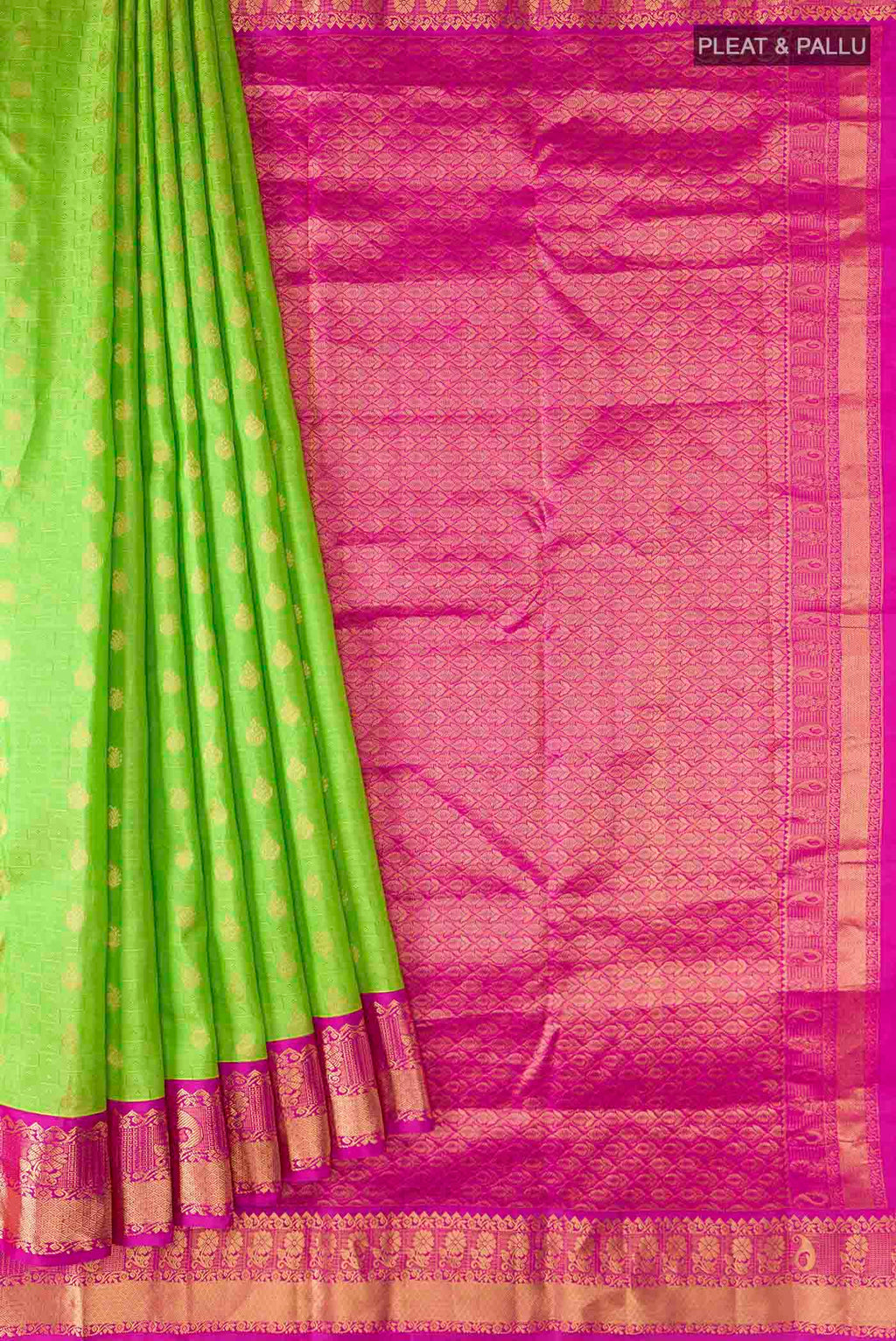 pleats pallu