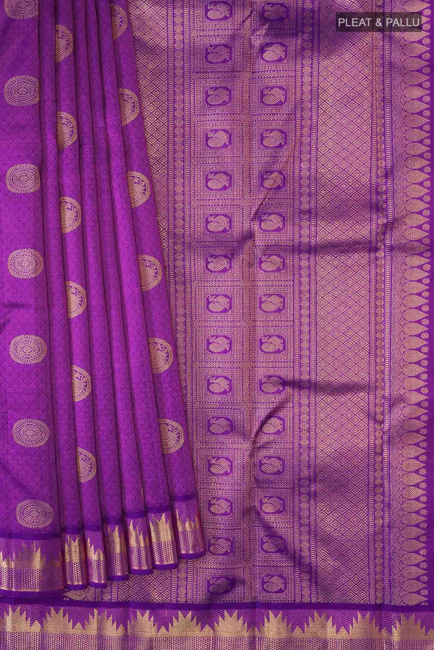 pleats pallu