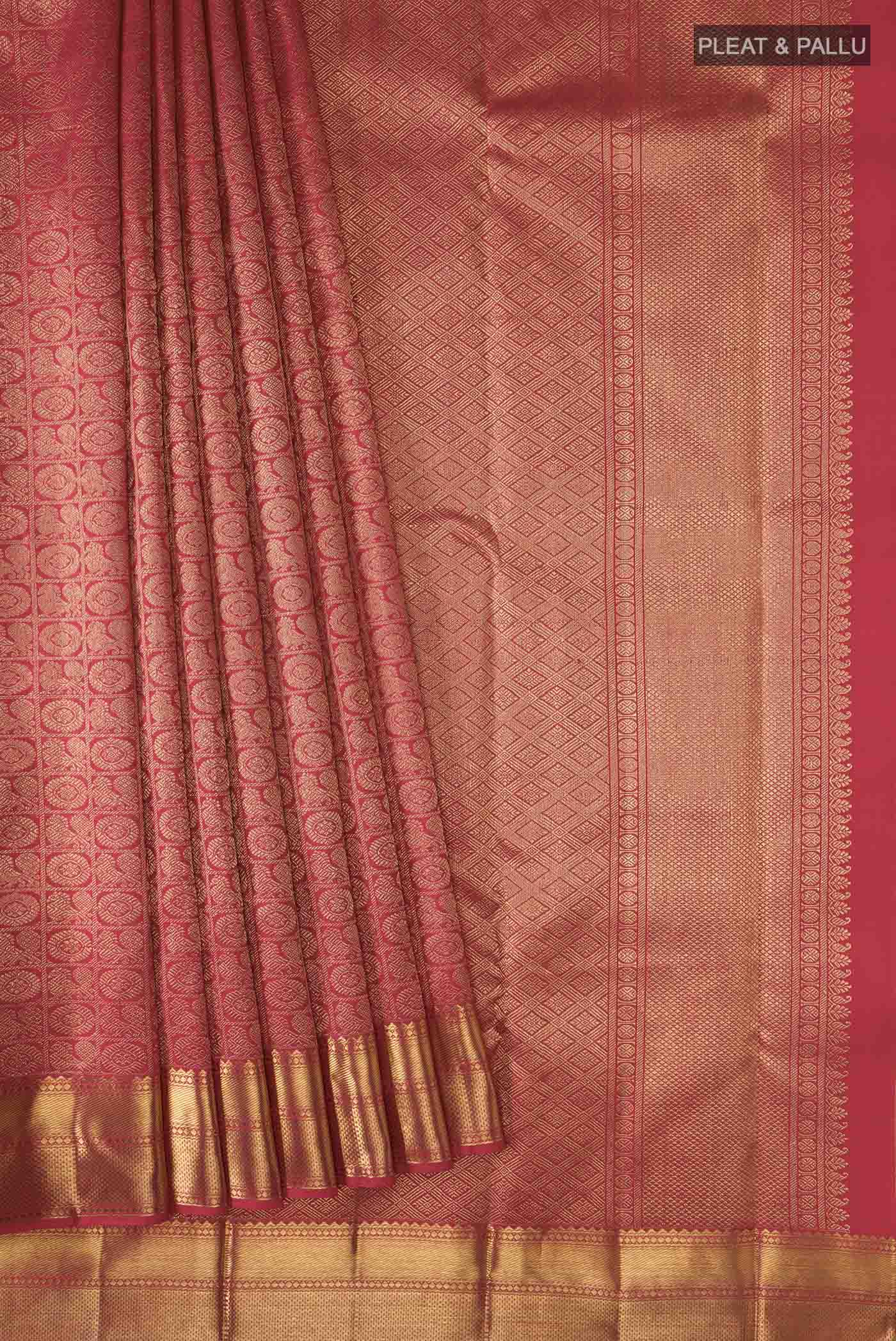 pleats pallu