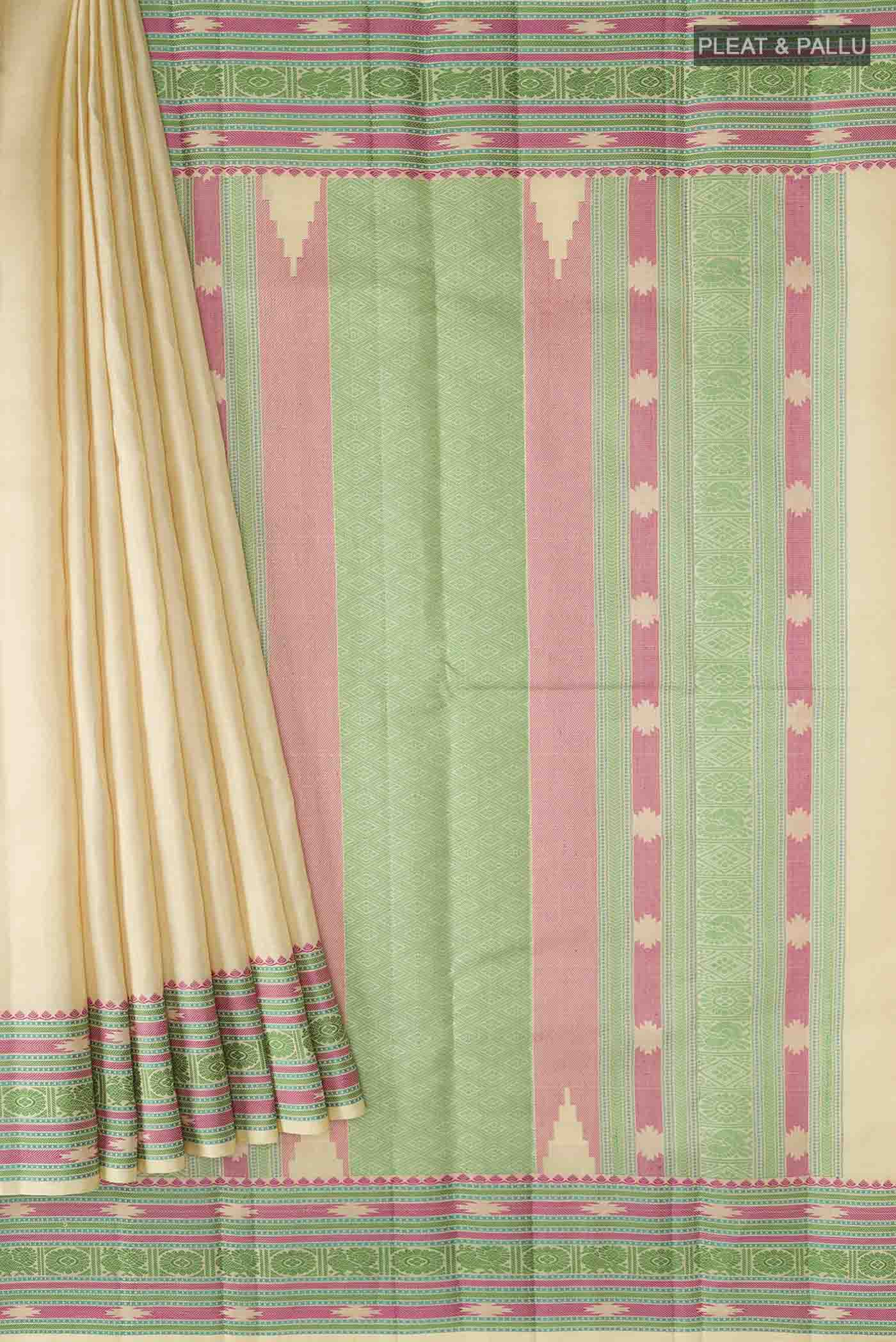pleats pallu