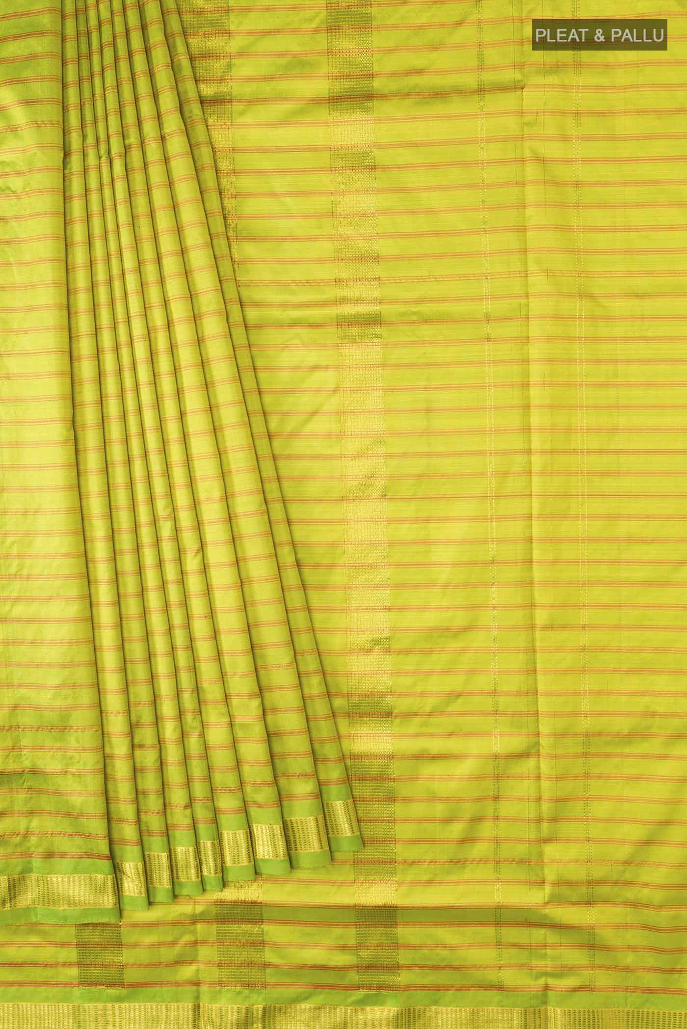 Pleats and pallu of Green Kanchipuram Silk Nine Yards Saree with Stripes on the body and Zari Border
