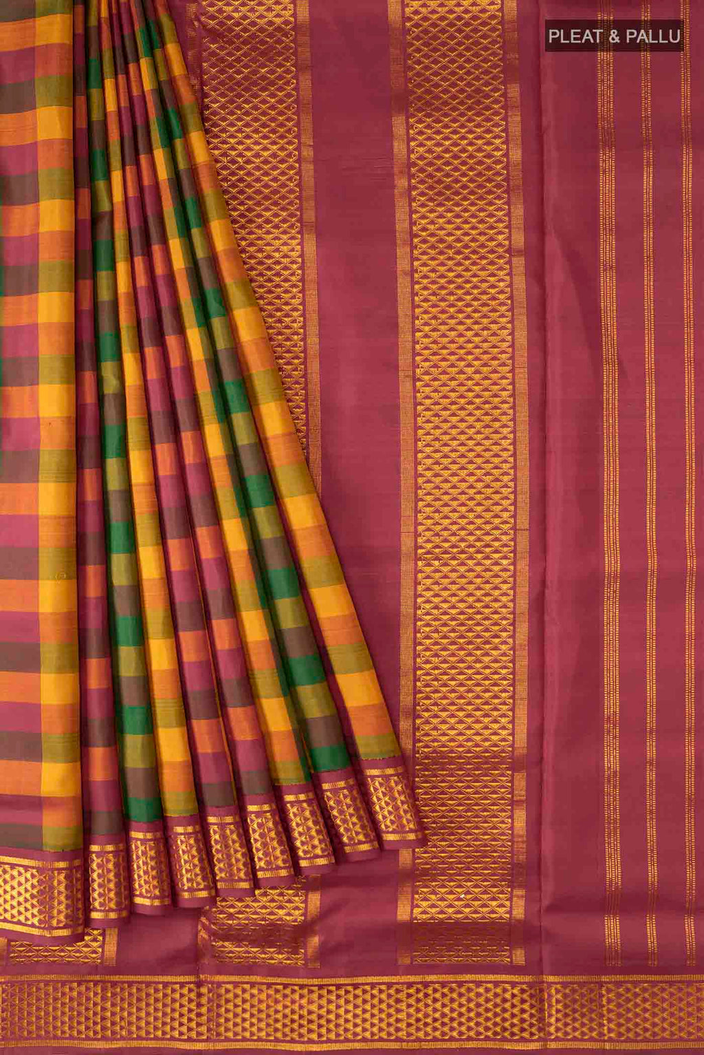 pleats pallu