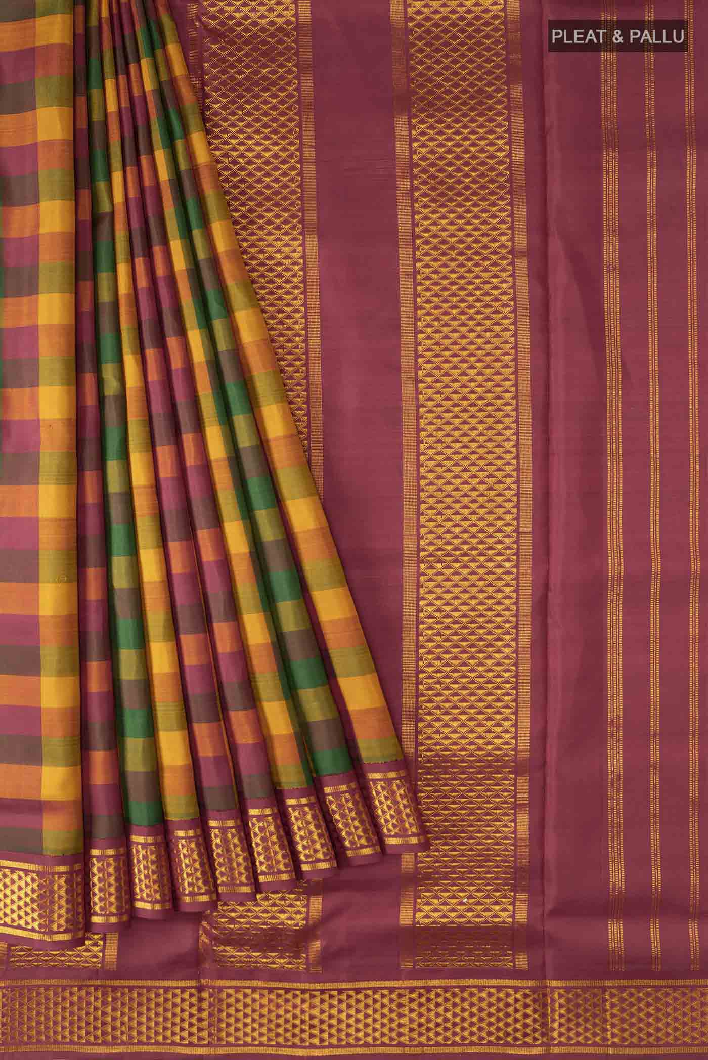 pleats pallu