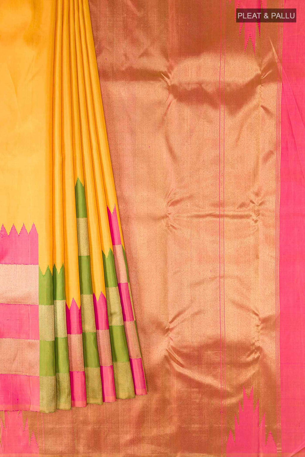 pleats pallu
