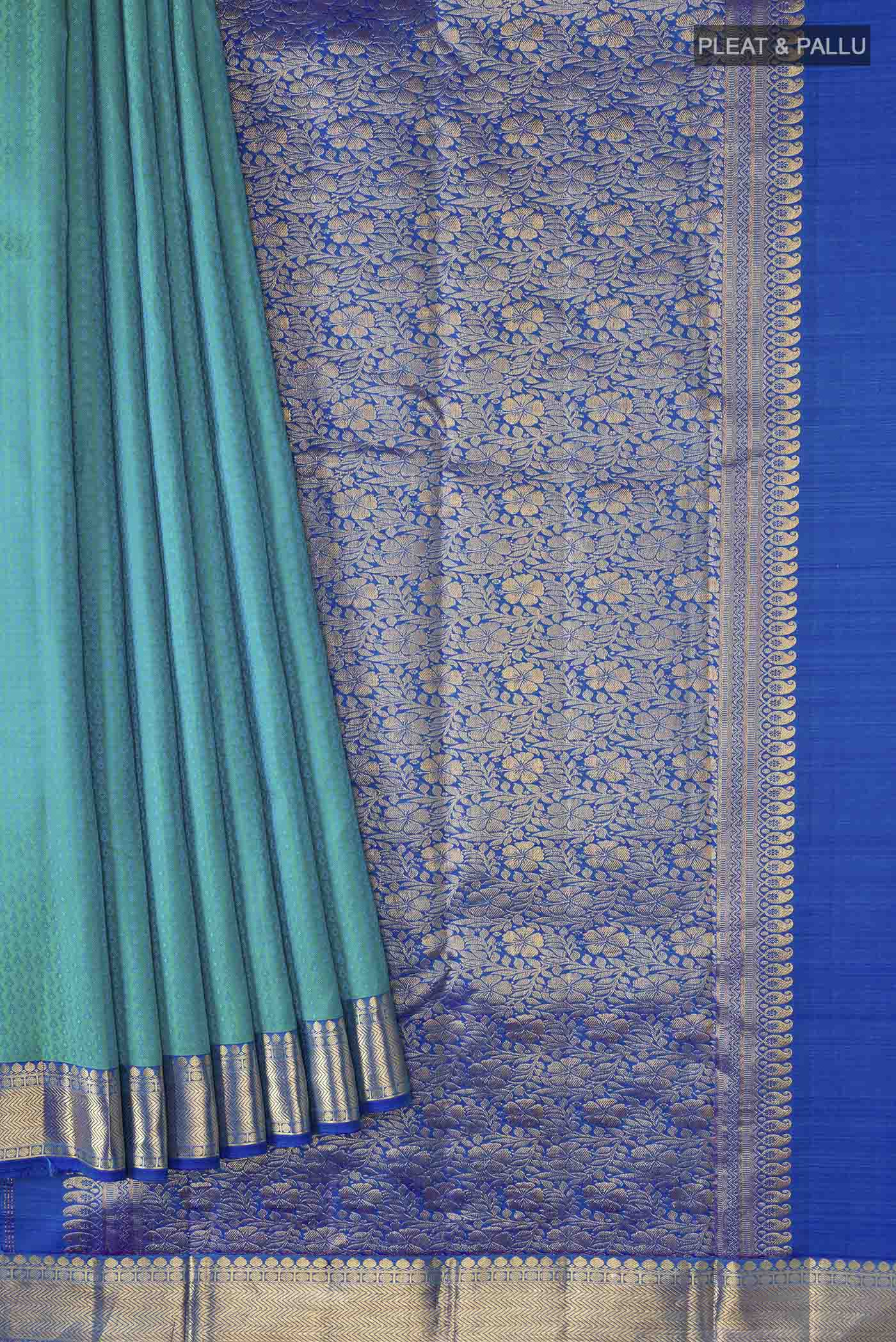 pleats pallu
