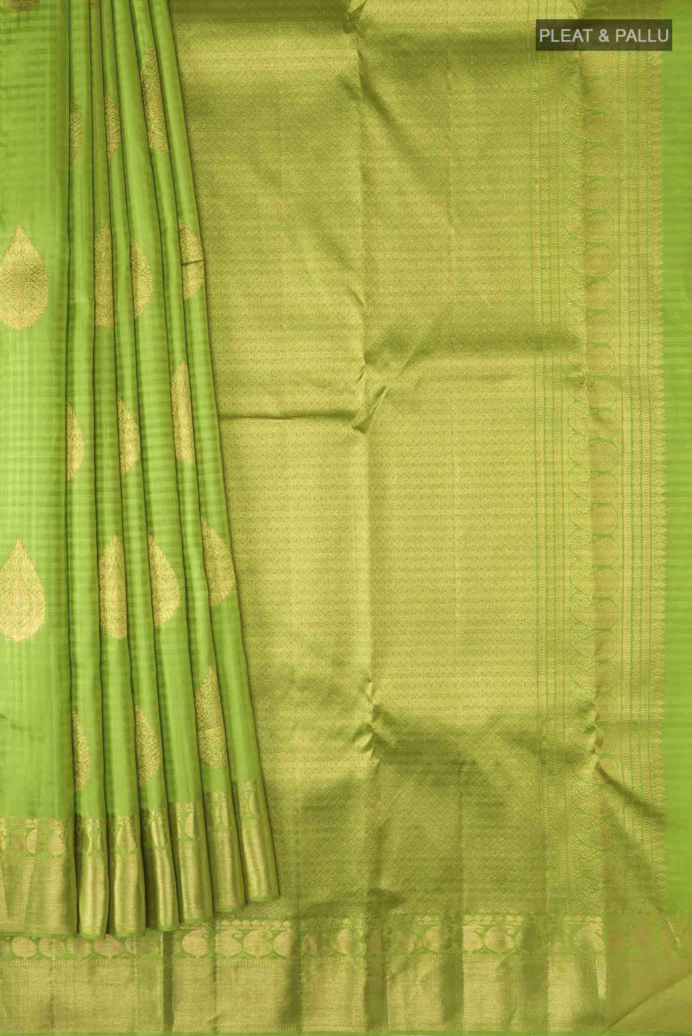 pleats pallu