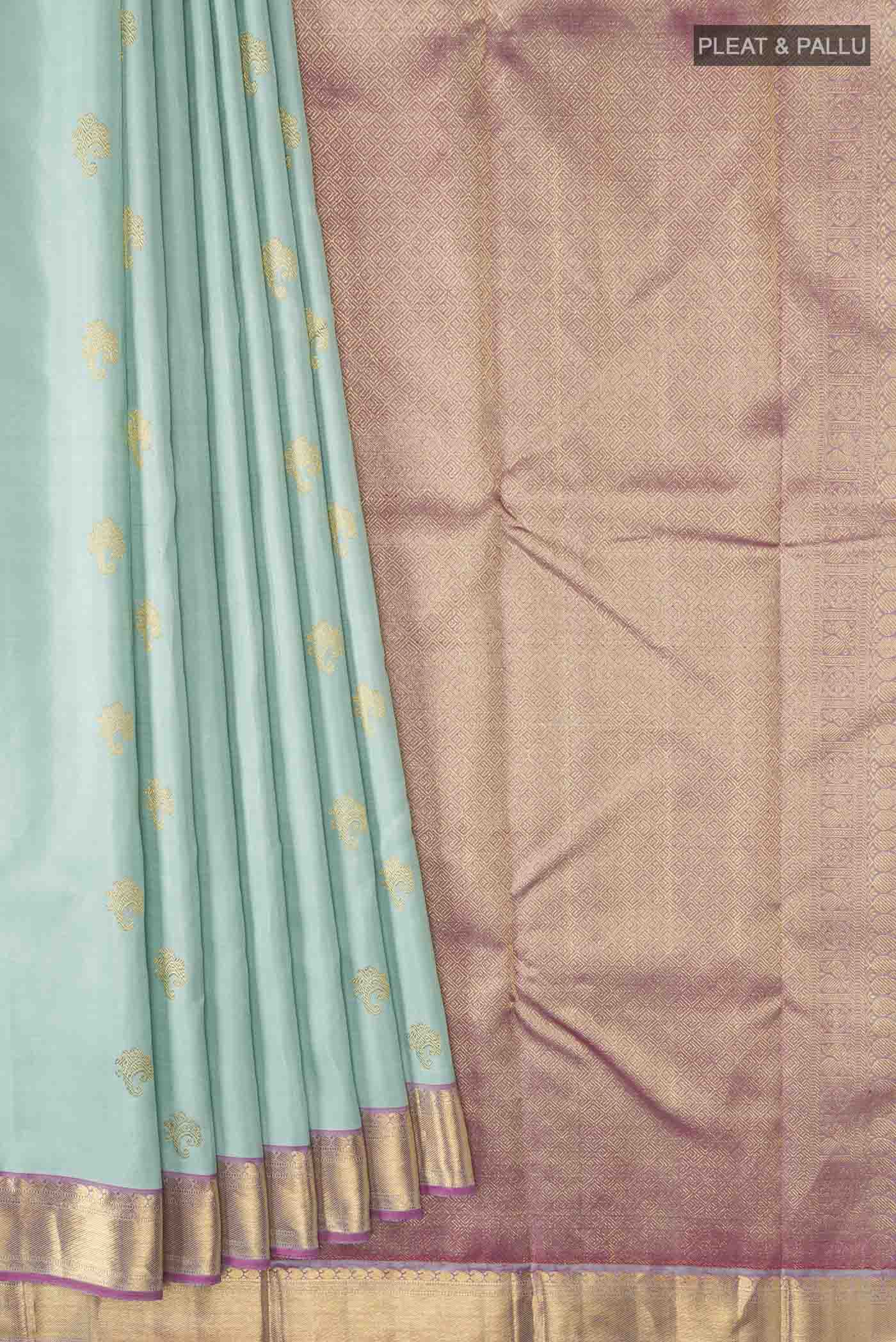 pleats pallu