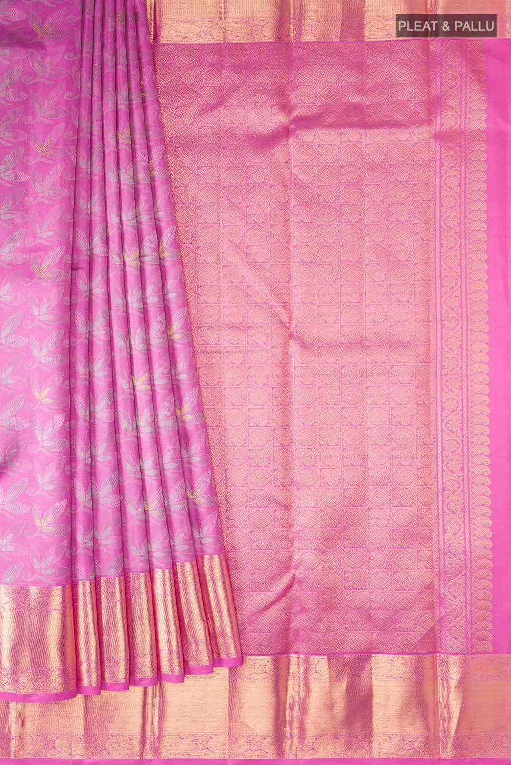 pleats pallu