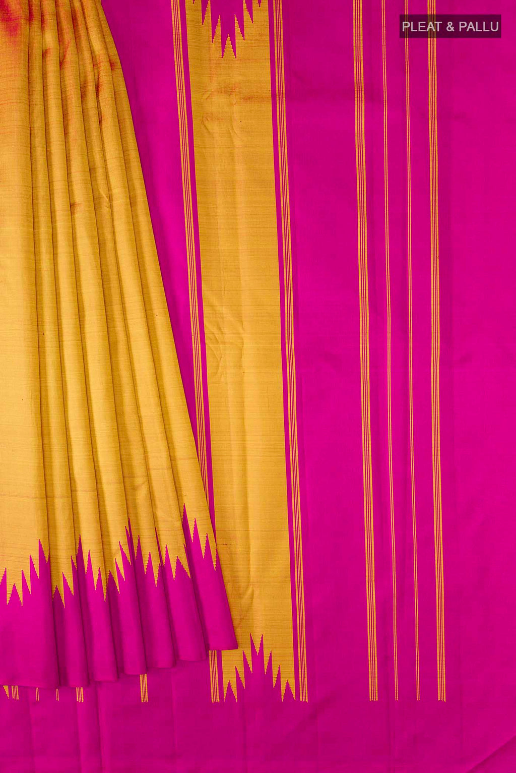 pleats pallu
