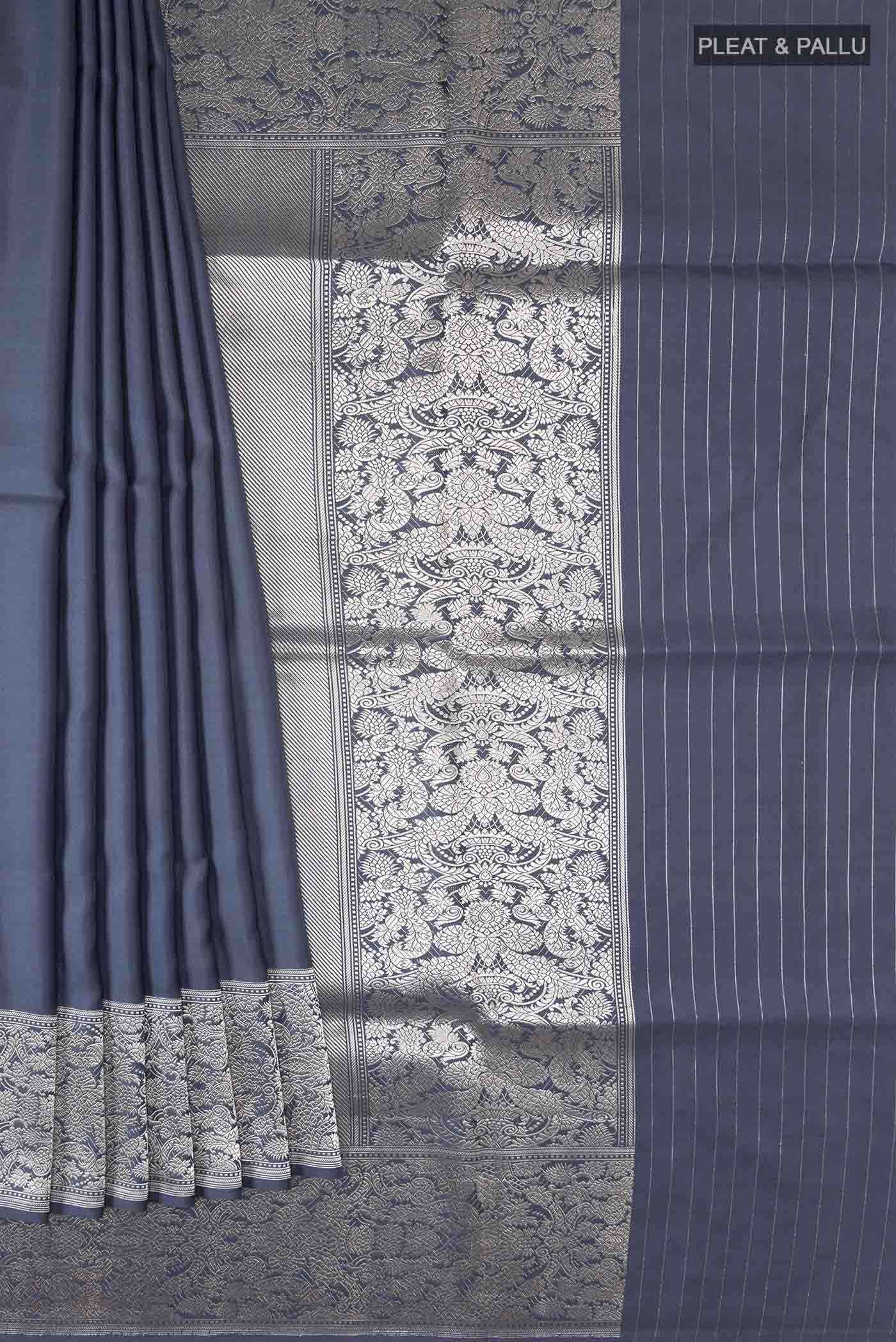 pleats pallu