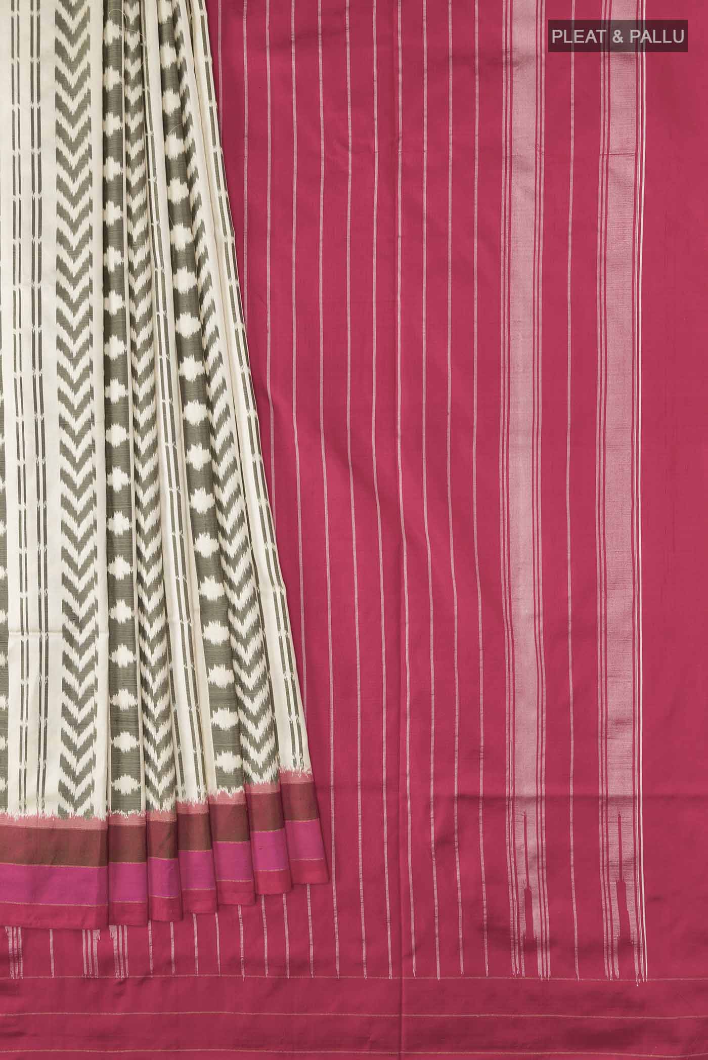 pleats pallu