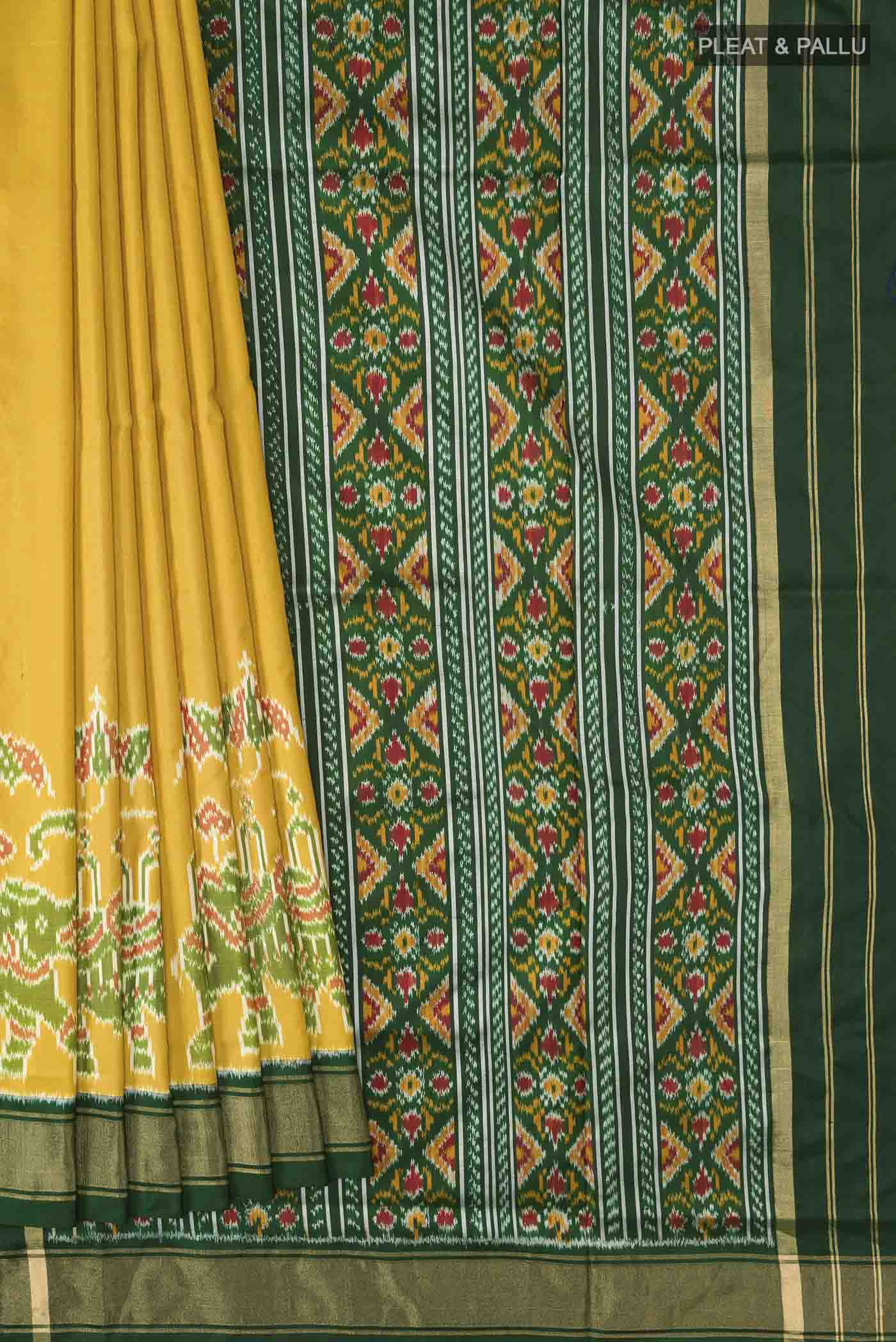 pleats pallu