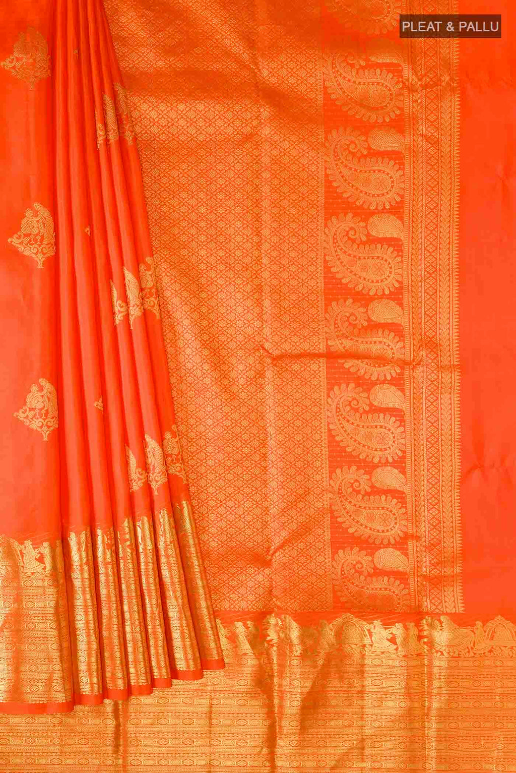 pleats pallu