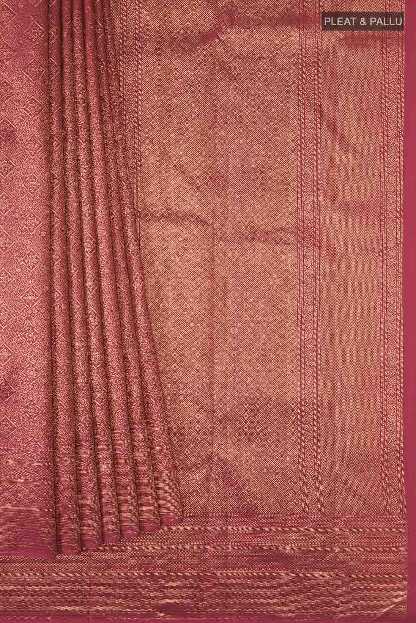 pleats pallu