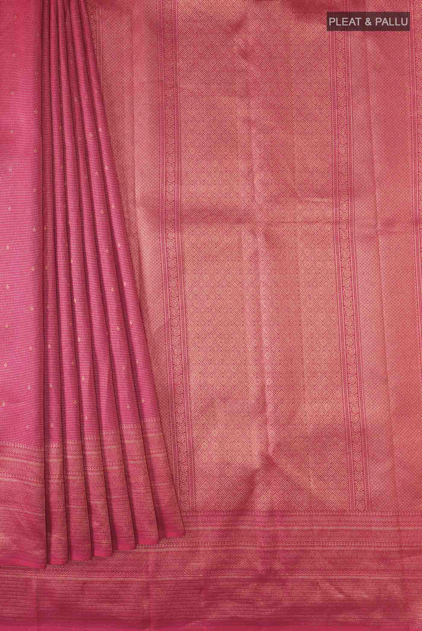 pleats pallu