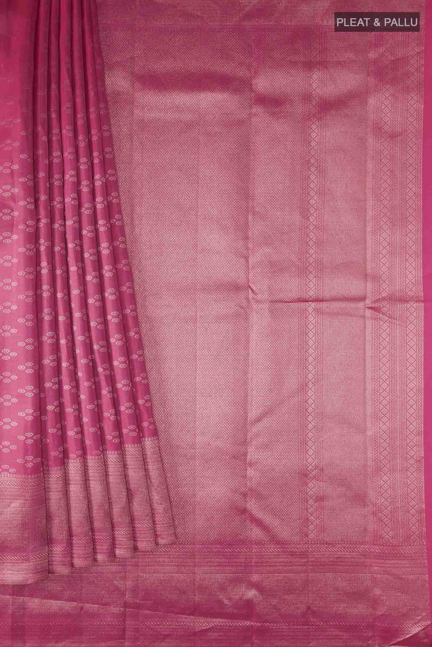 pleats pallu