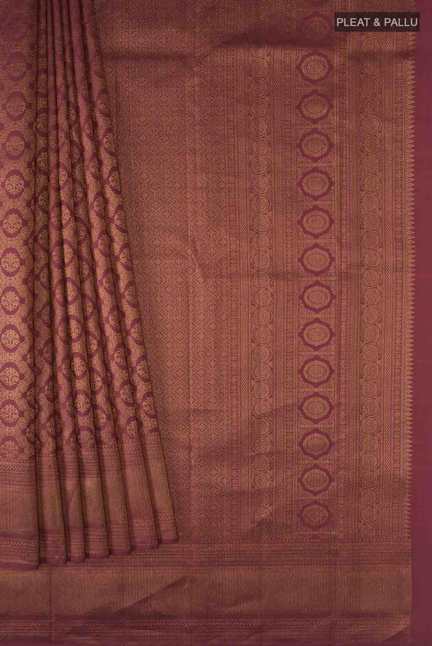 pleats pallu