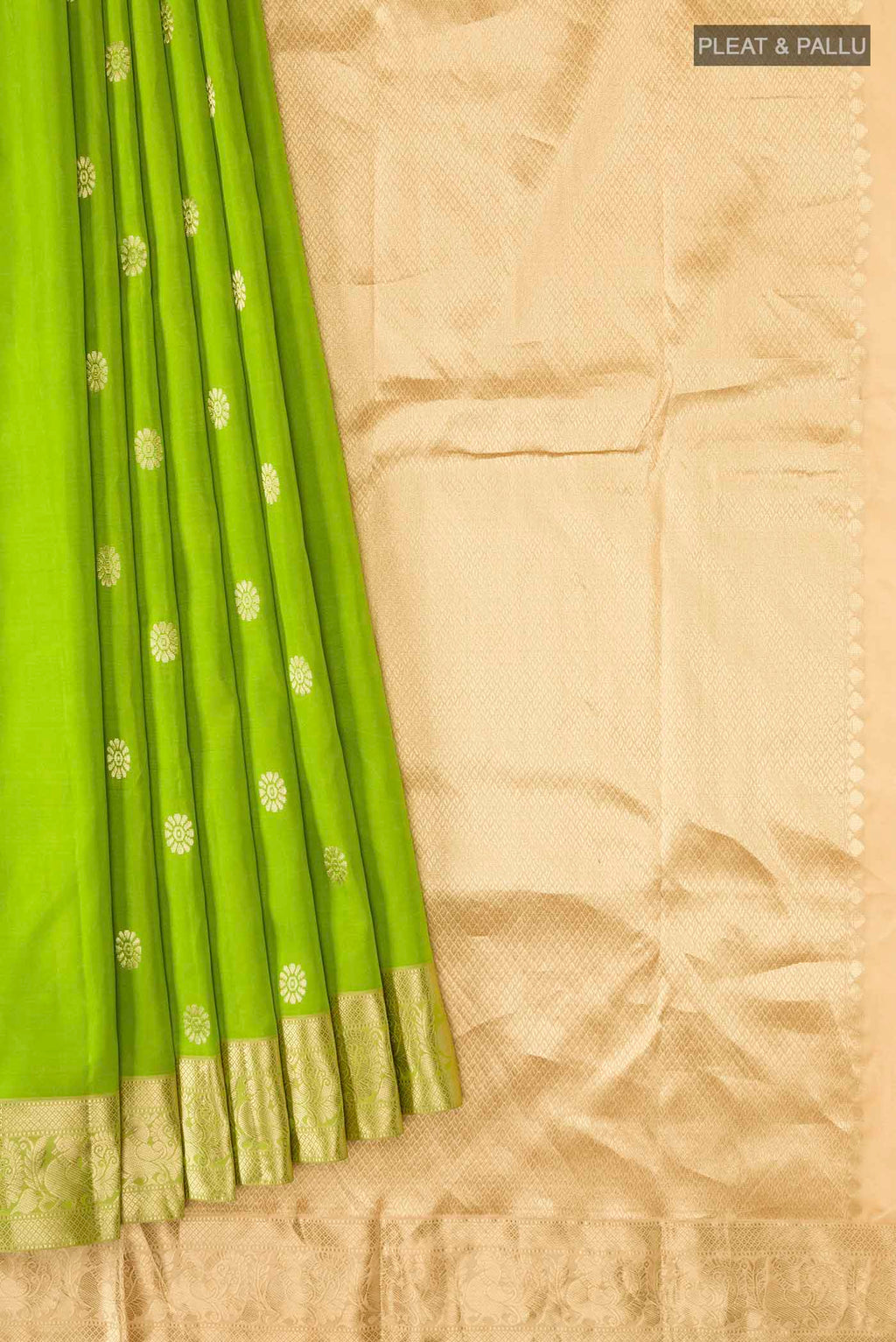 pleats pallu