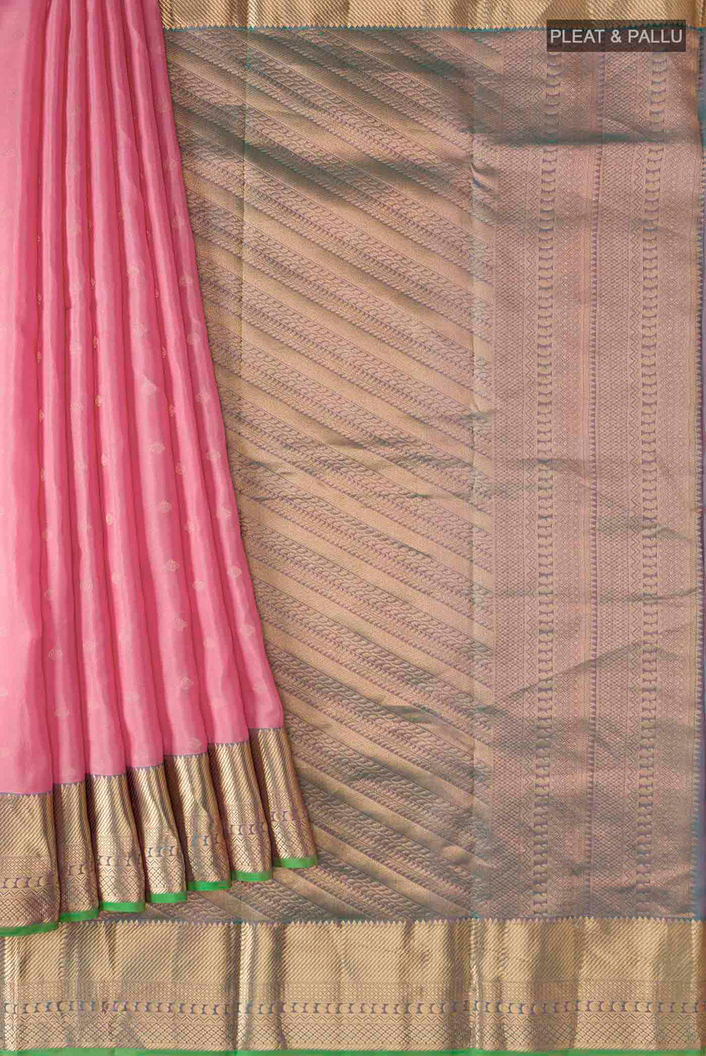 pleats pallu