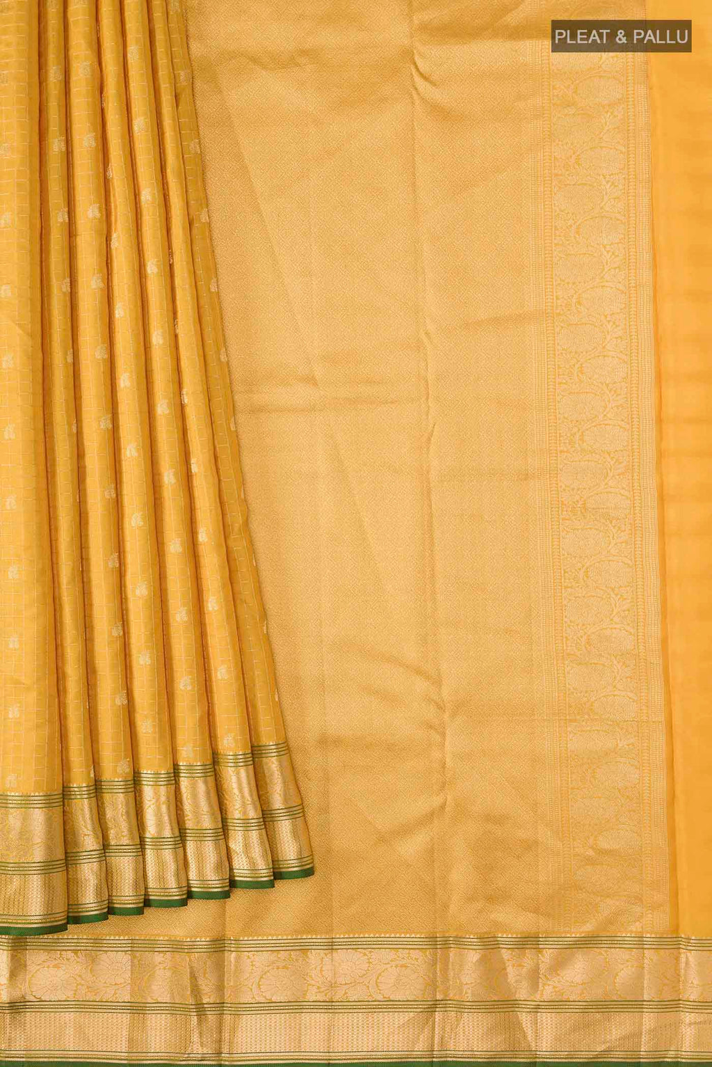 pleats pallu