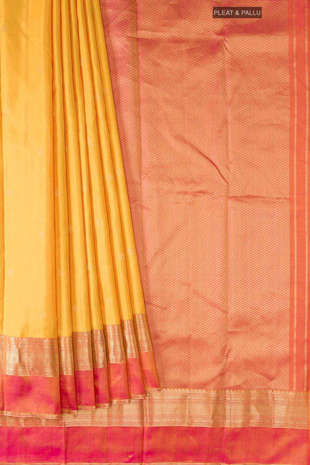 pleats pallu