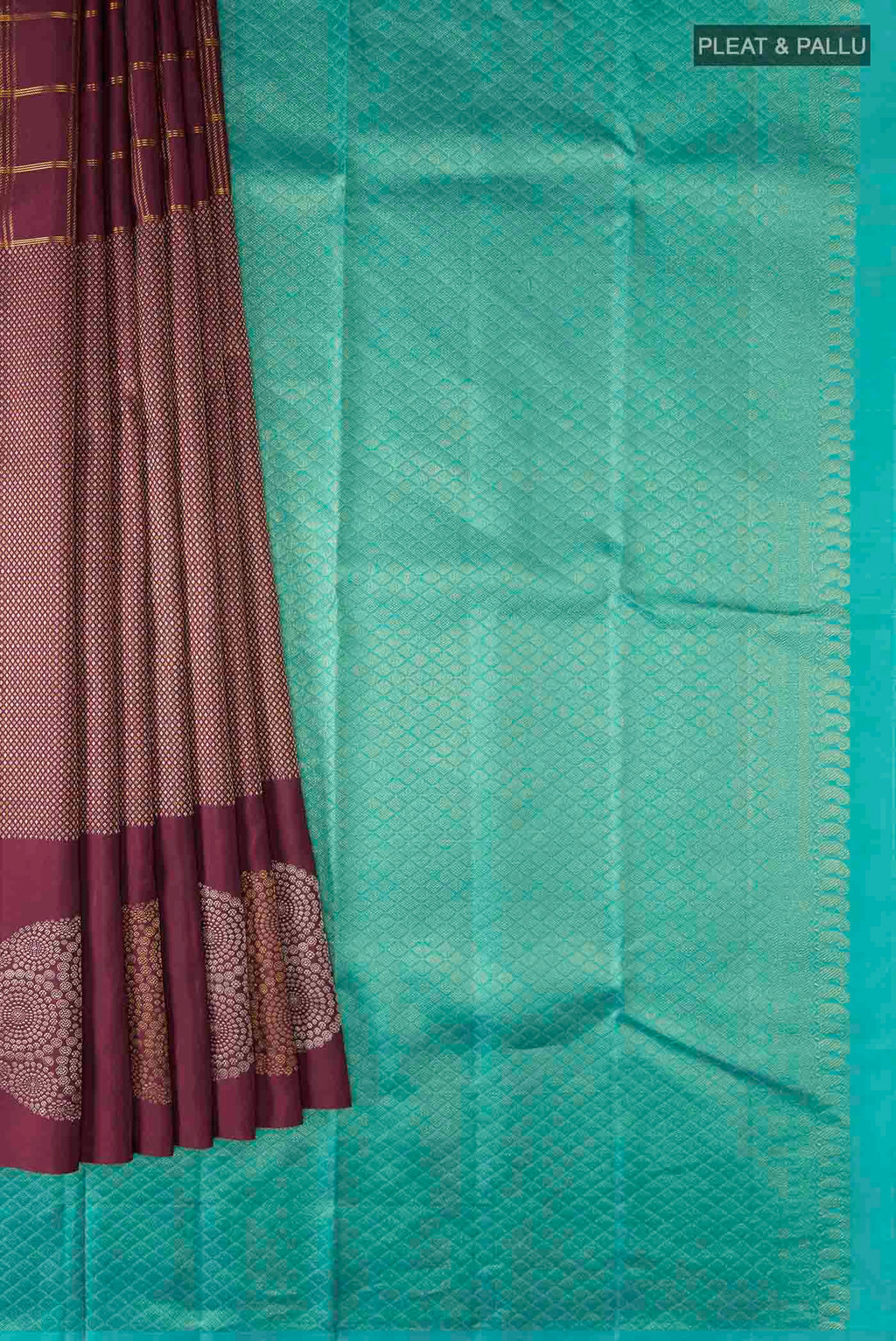 pleats pallu