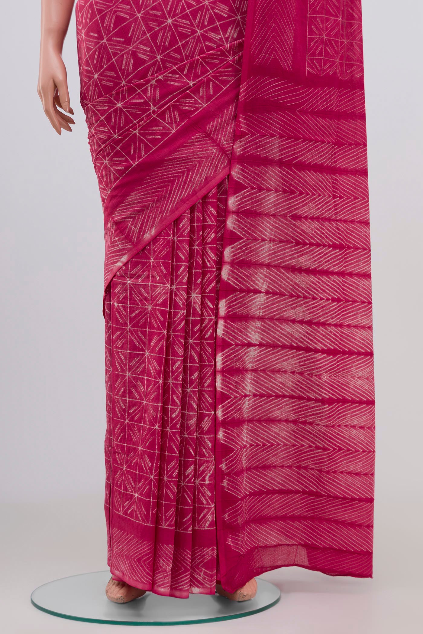 Pleats and pallu of Pink Printed Cotton Saree with Printed design on the body and Printed Border. 