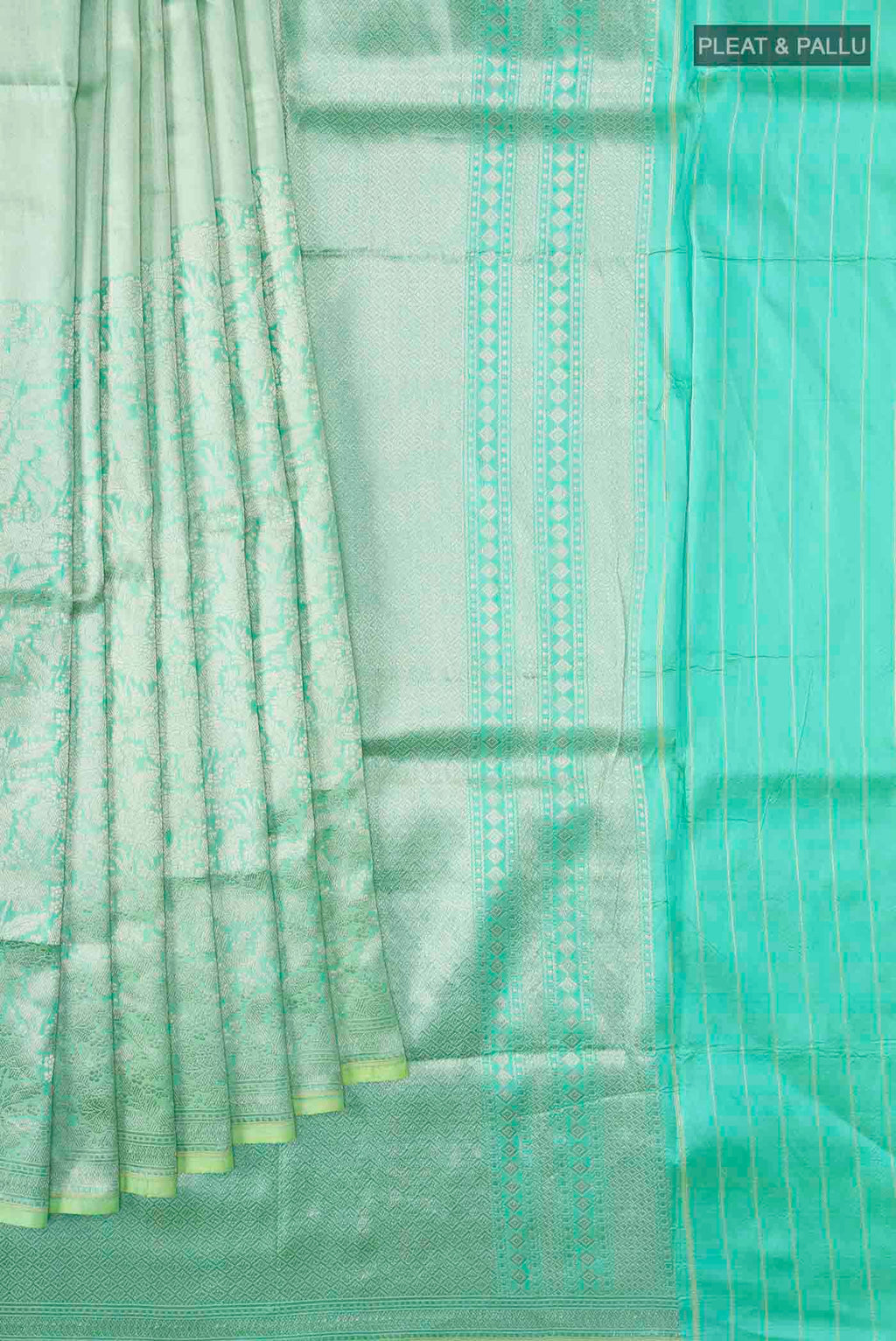 pleats pallu