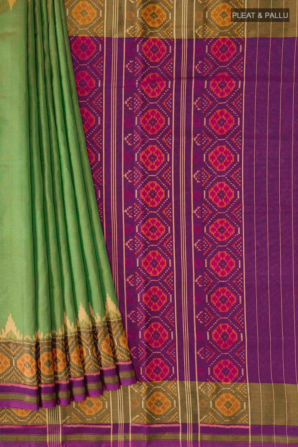 pleats pallu