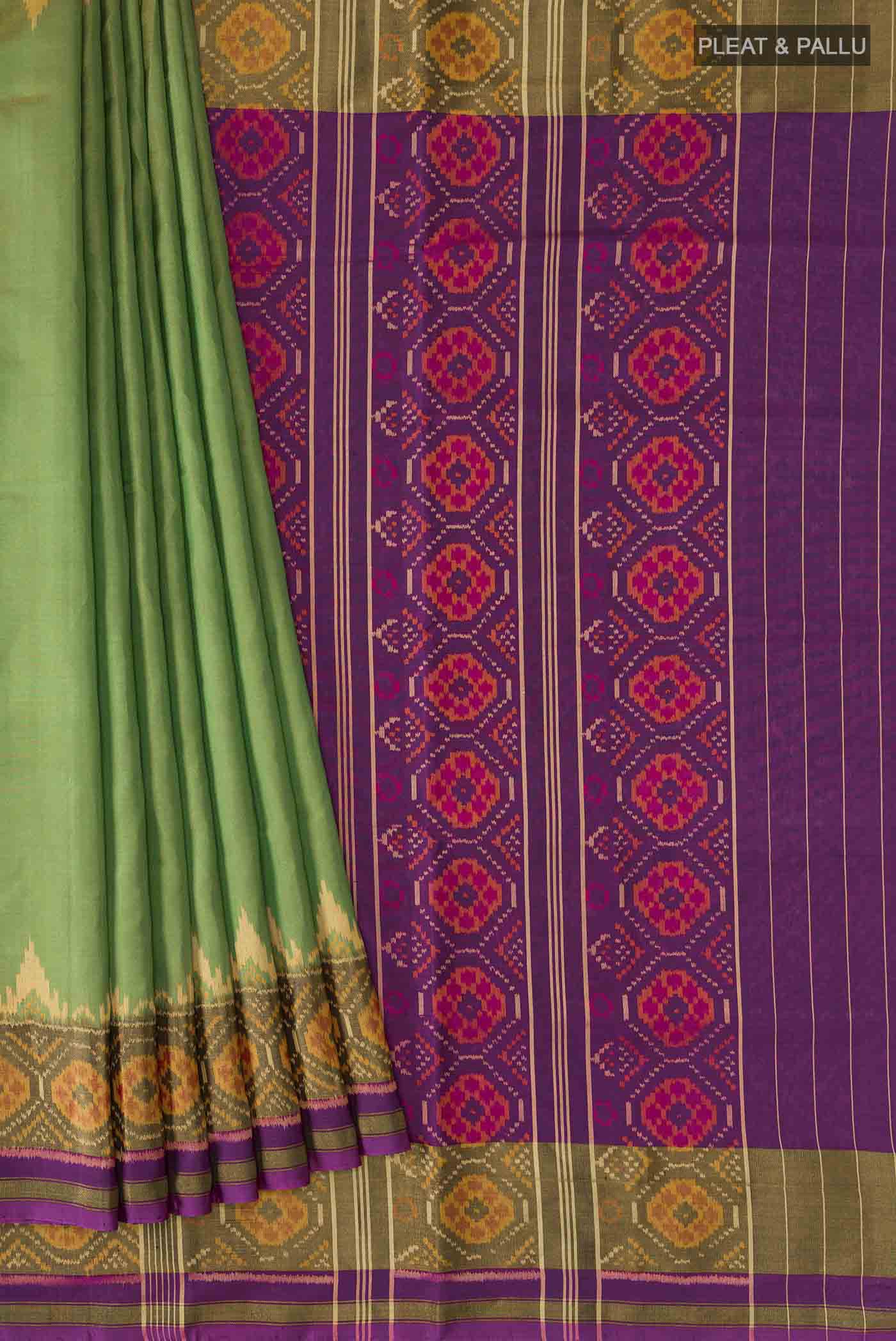 pleats pallu