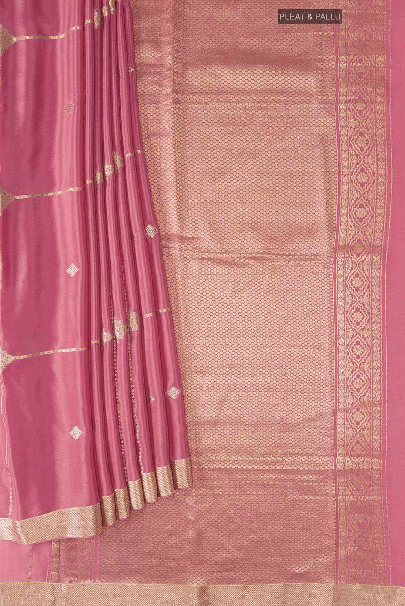 pleats pallu