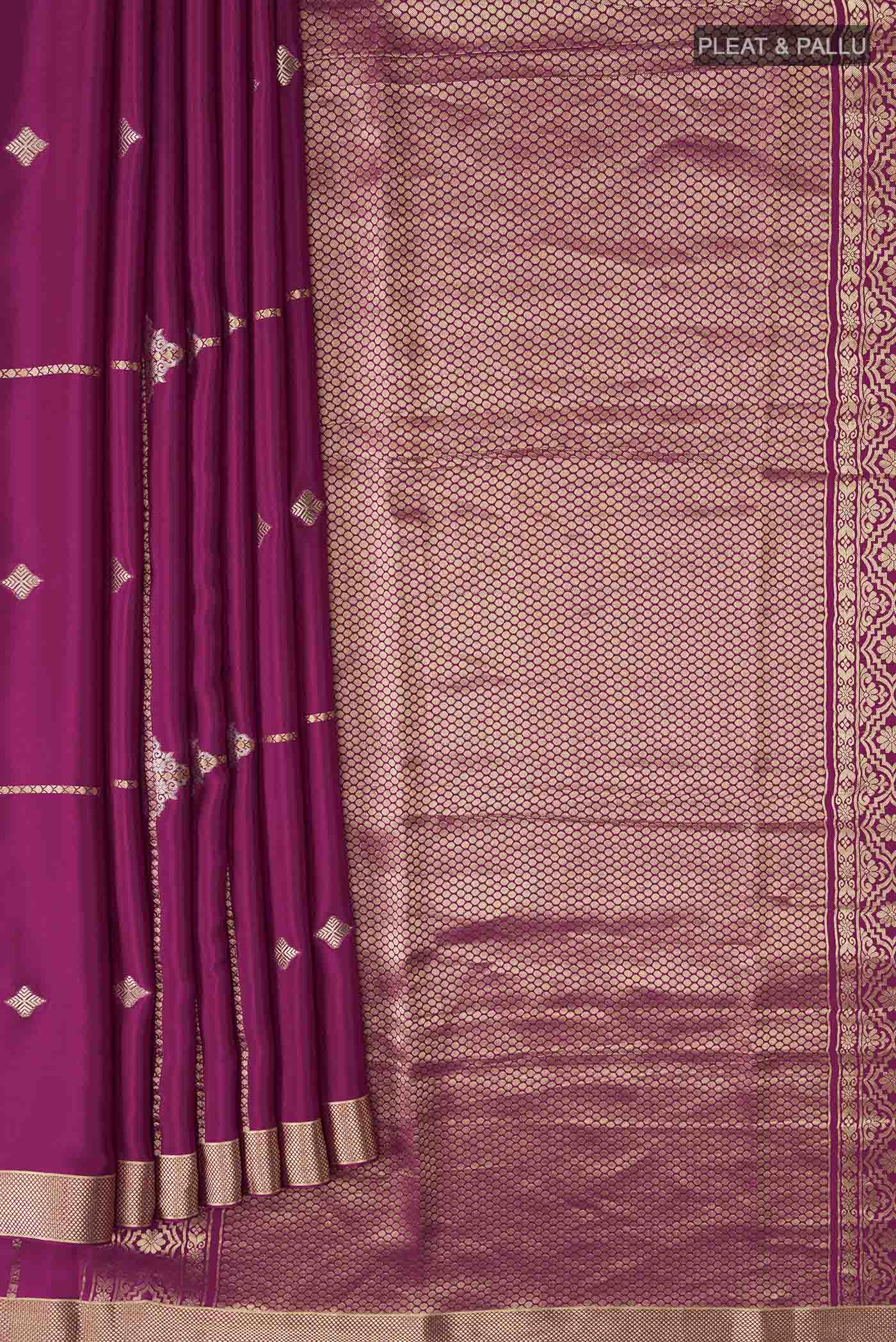 pleats pallu