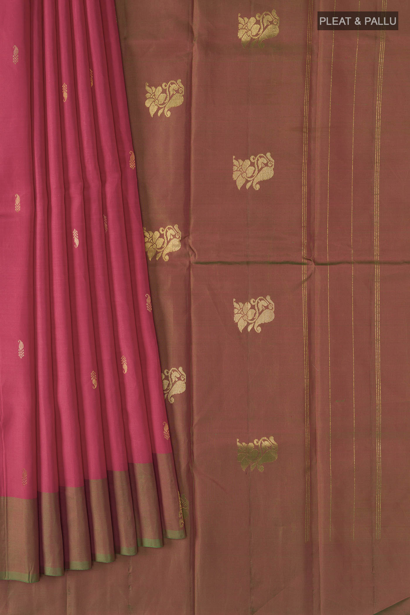 pleats pallu