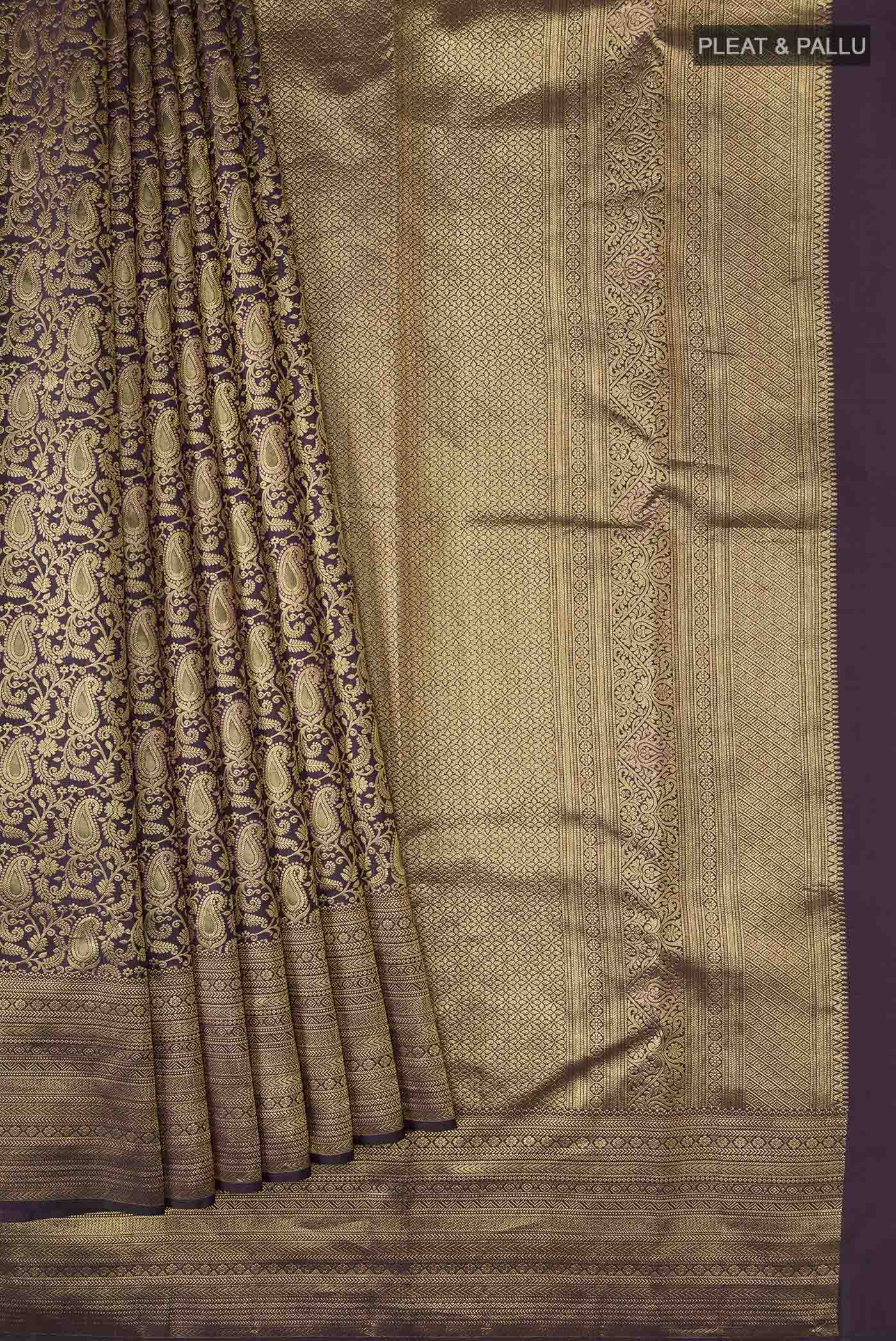 pleats pallu