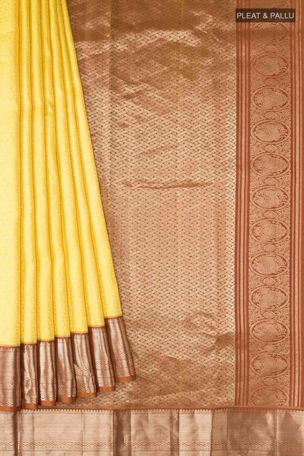 pleats pallu