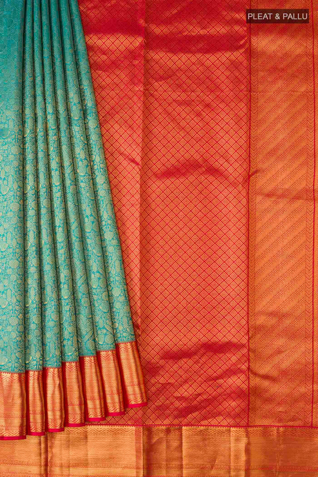 pleats pallu