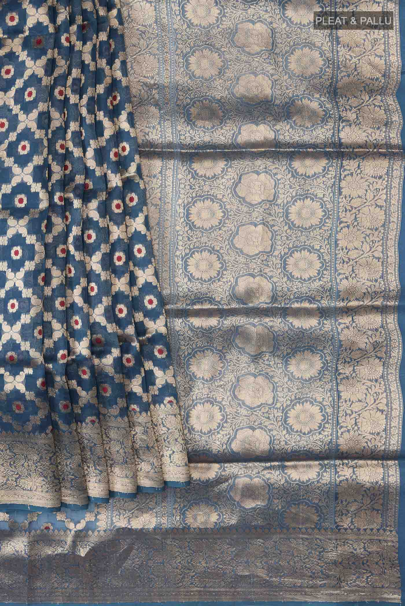 pleats pallu
