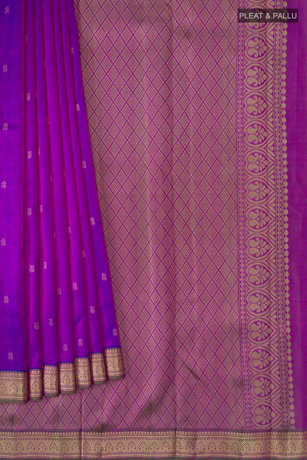 pleats pallu