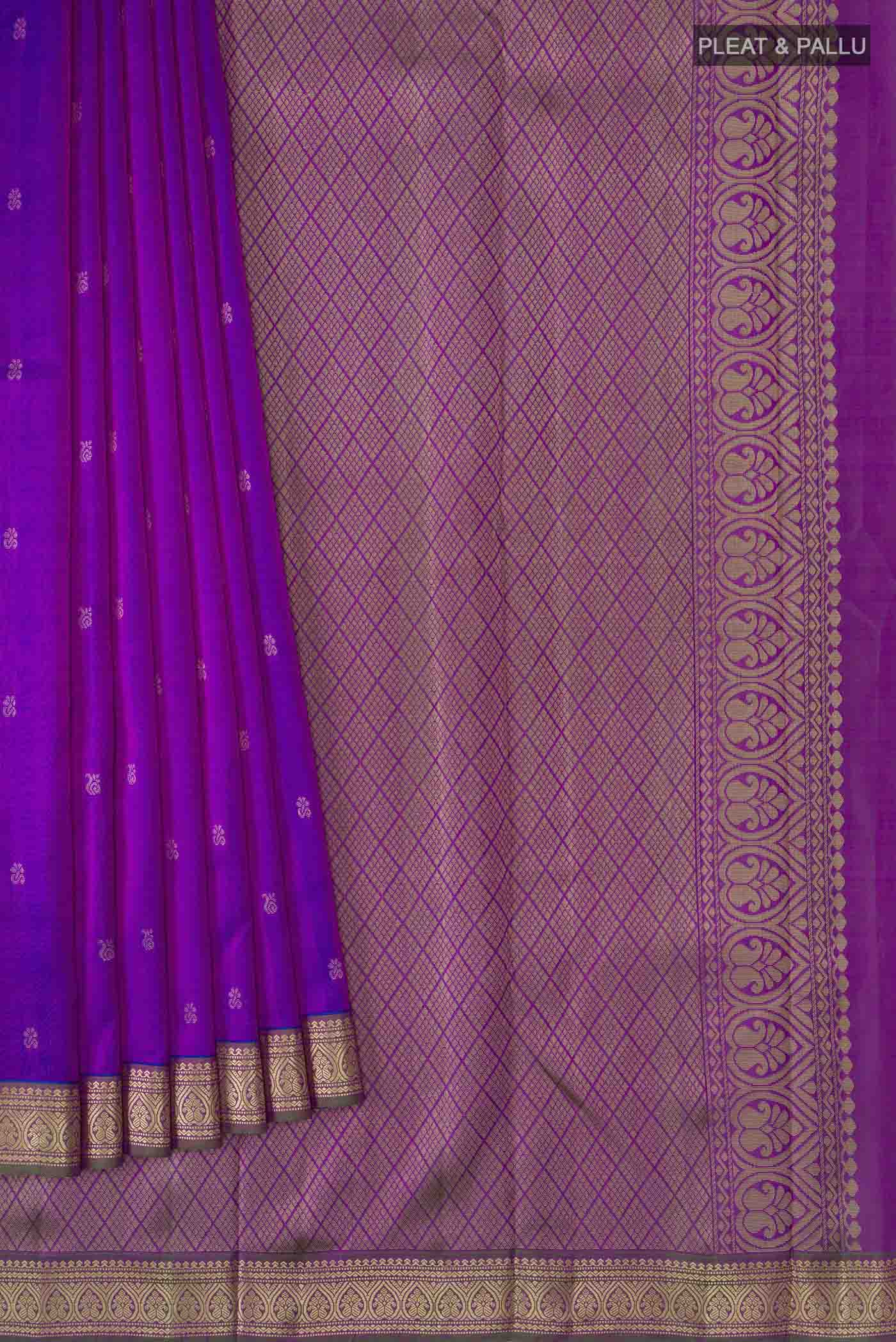 pleats pallu