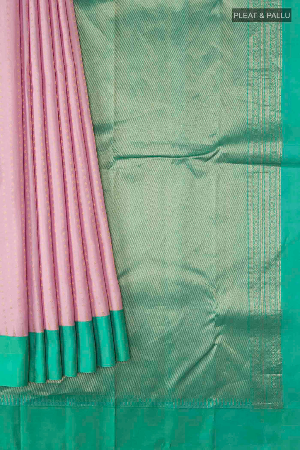 pleats pallu