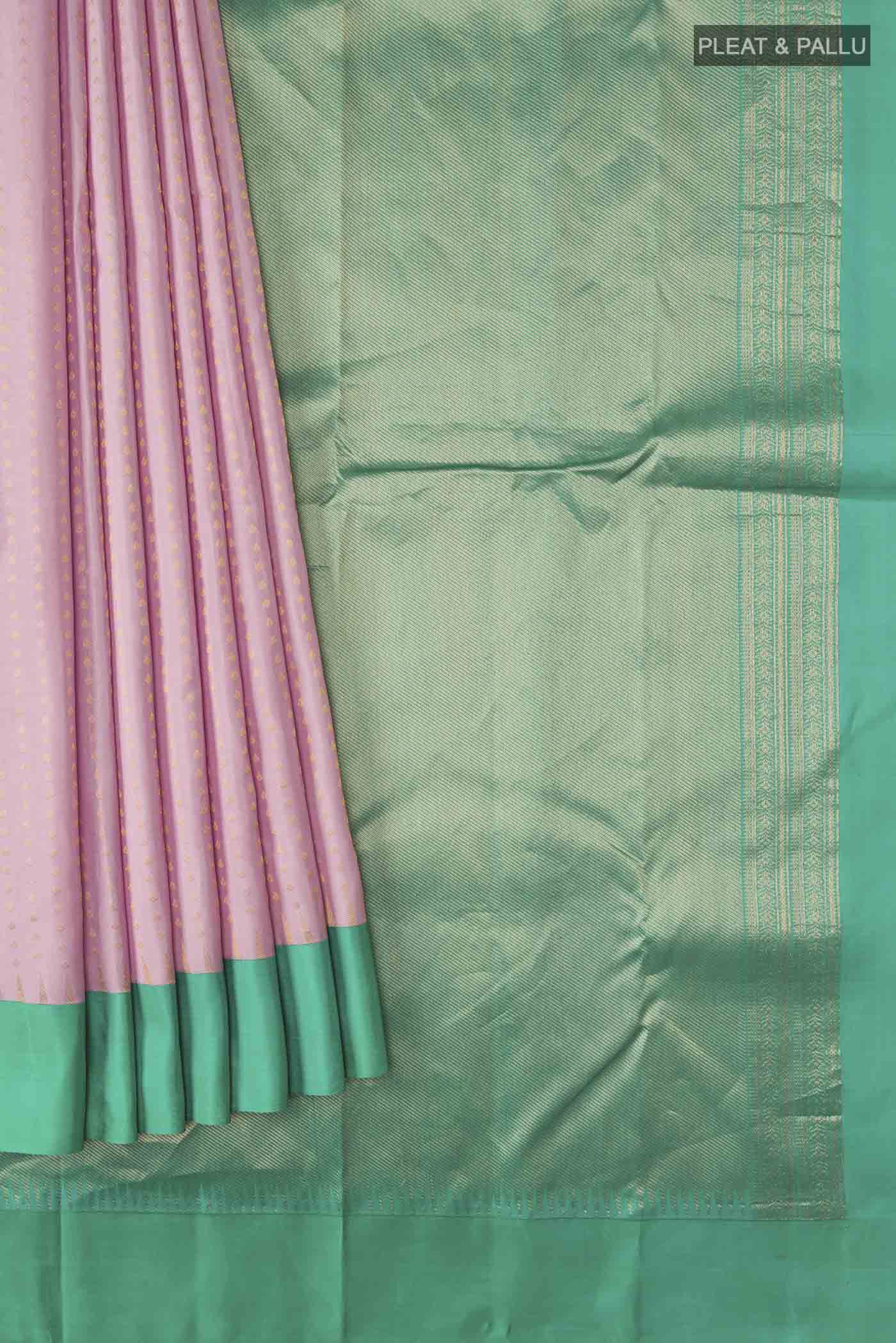 pleats pallu